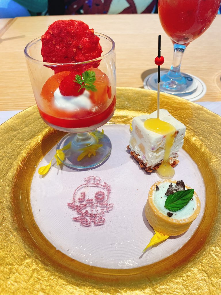 mappyco's tweet photo. #BISTRO_J_O 
#本日よりスイカのカクテルソーダ🍉 https://t.co/igQccKd34i