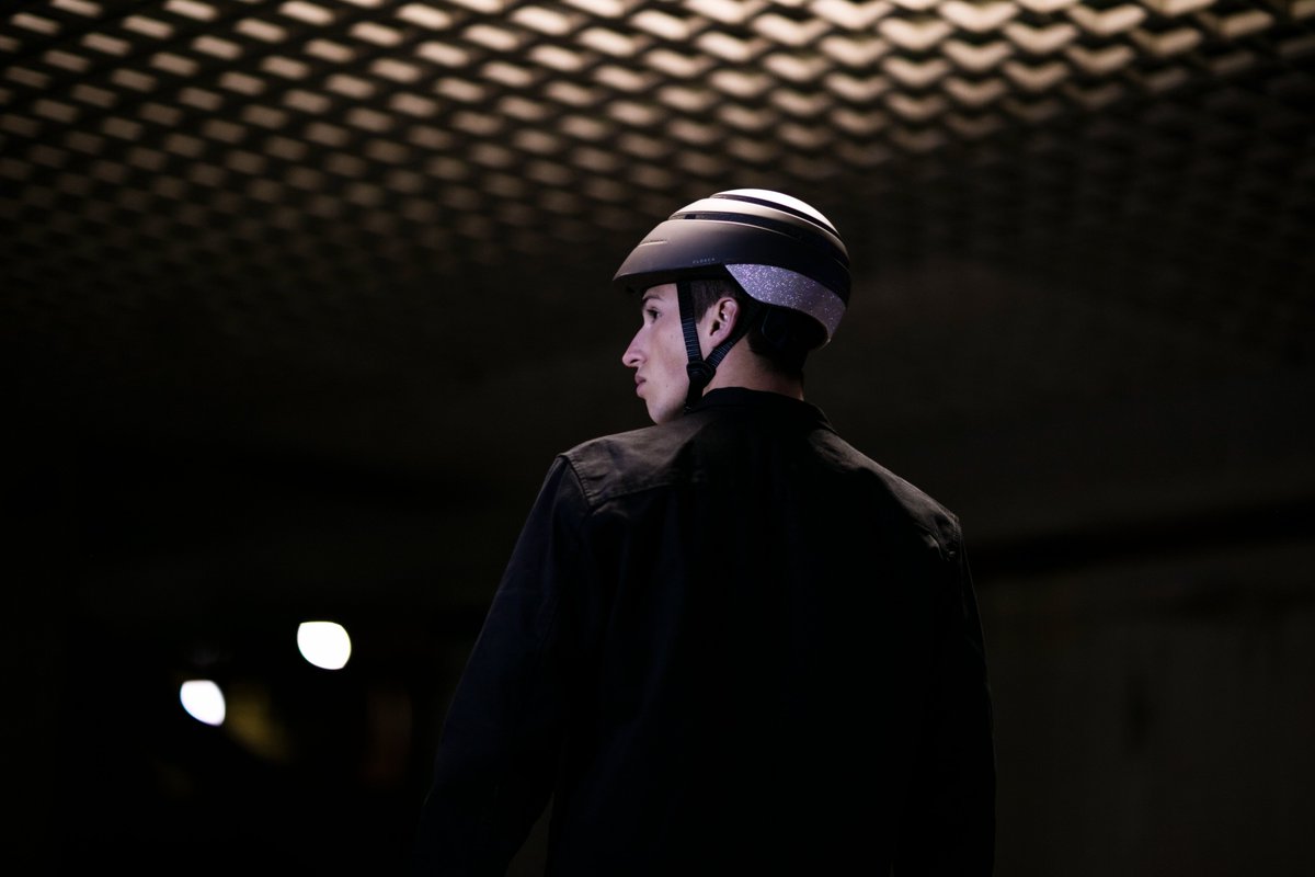 closcadesign's tweet photo. What is dynamic, foldable and extremely good looking? Right, our Closca Helmet Loop Reflective. ✨
Get yours with a 30% OFF here: https://t.co/L66BnDQn8O
#CitiesWithSoul https://t.co/LSPMK2Vx2H