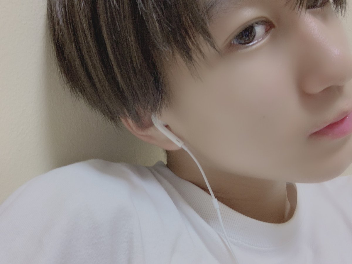 ikedaeternity's tweet photo. sayang, bahunya gratis gak, mau sender nih... karena....
....
......
.........
.............
ngantook habis vaksin.... 😴

#SPDRSD
#HYOMA
#池田彪馬 https://t.co/ebbxg9RkpJ