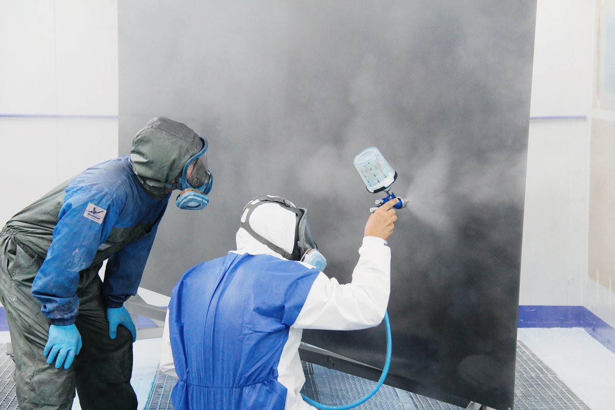 pinmarsupply's tweet photo. This week our General Manager Luis Bestard and Jason Hill from @AkzoNobel  are giving technical paint training to our customers Pinturas Monzo at our new PYS Training Centre powered by AkzoNobel situated at Son Oms, Mallorca.

For more information: sales@pinmaryachtsupply.com https://t.co/AgLvS7JEAJ