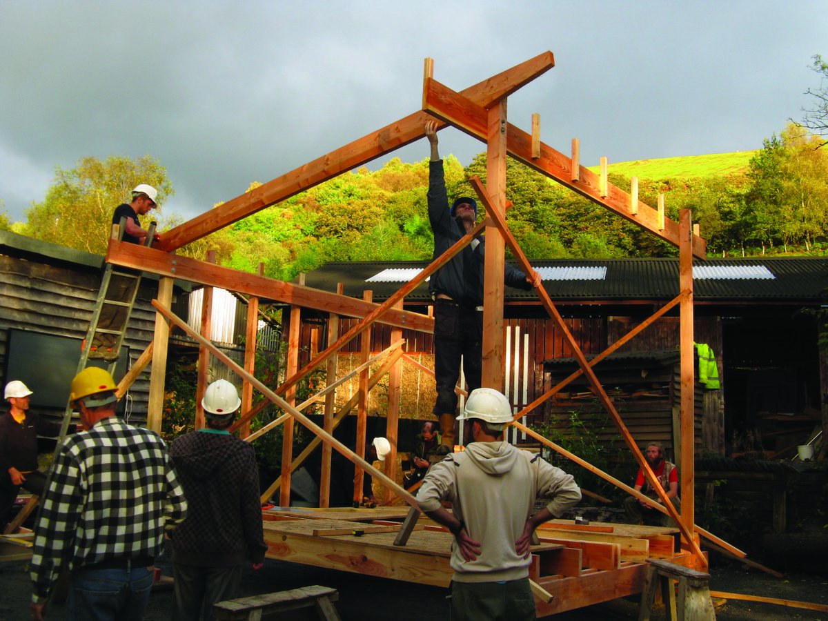 thousandhuts tweet media