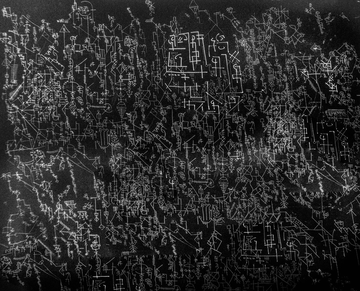 KristisLapinski's tweet photo. #asemic #nft #cryptoart #mandala #dark #occult #burned #left #image #inverted #calligraphy #automaticwriting #artwork #meditative #script https://t.co/yNRF3IdSxg
