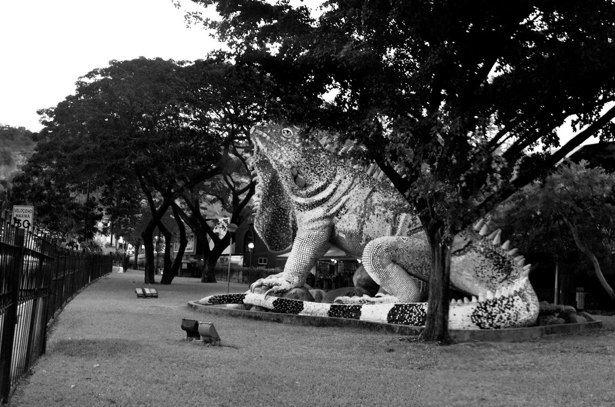 lab_protal's tweet image. Empezamos la semana más orgullosos de ser #Guayaquileños y brindándoles el mejor servicio para el sector #Alimentos y #Ambiente. Porque Guayaco que se respeta, es certero para lo que necesitas, un #TrabajadorIncansable y alguien en quien #PuedesConfiar.

Foto por @rawservicesec