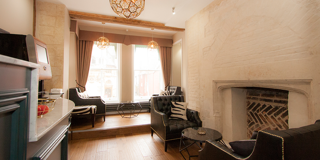 ChrysalisRefurb's tweet photo. The Museum Hotel is a high-quality boutique #hotel in the heart of historic Oxford on the busy street of St Aldates. Chrysalis was contracted to complete a conversion project on the #interiordesign of this 16th century building. https://t.co/qP5JjQIPu6
#hospitality #hotelrefurb https://t.co/X31x5A0UJX