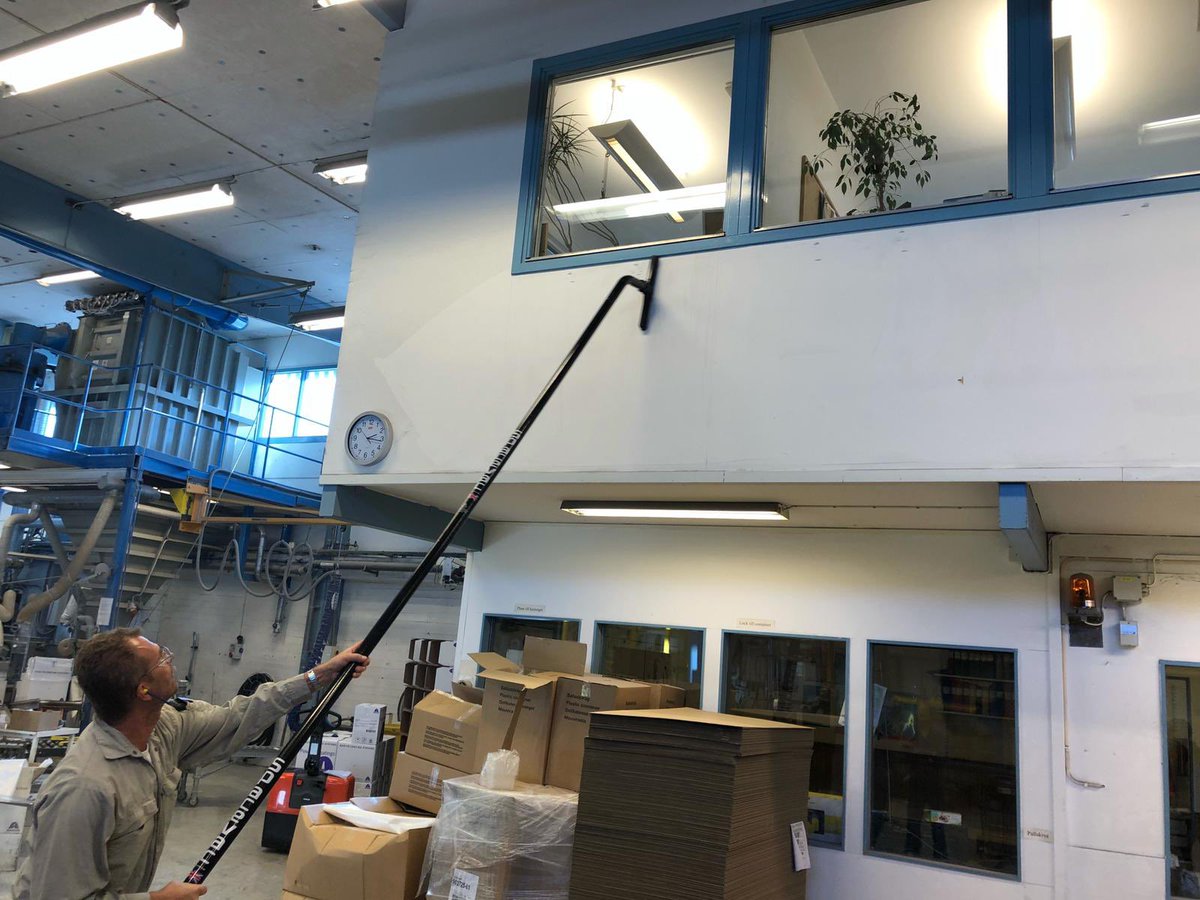 TommieNisulaSE's tweet photo. Some photos of the team at a huge Powder Coating facility here in Sweden getting to work with their ATEX cleaning systems - safely removing the highly combustible powder coating material. Get in touch to arrange a free demo on your premises! https://t.co/T9IrVXrS2u #cleaning #fm https://t.co/ZeyAJ6xFAM
