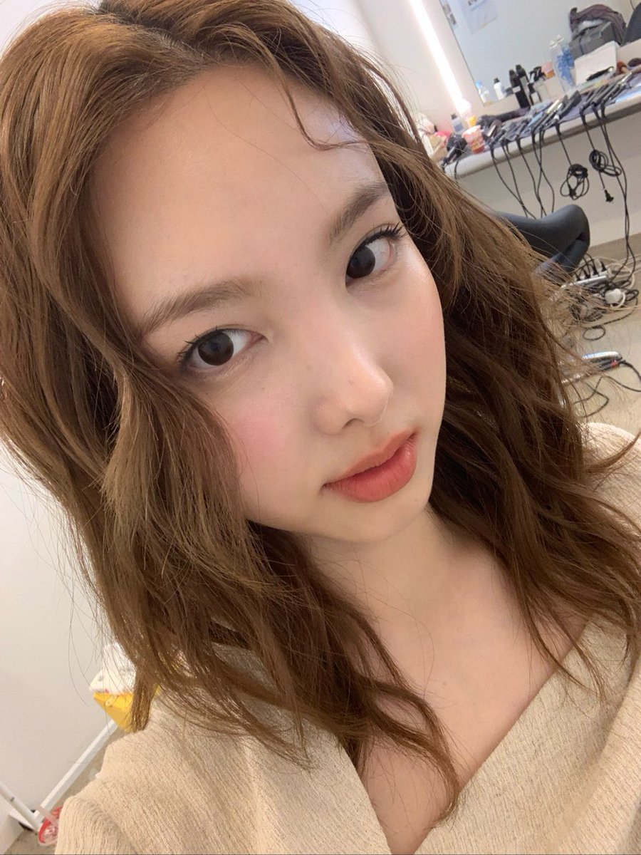 sndolls's tweet photo. i wont her 😖 https://t.co/d7BVLxO9DU