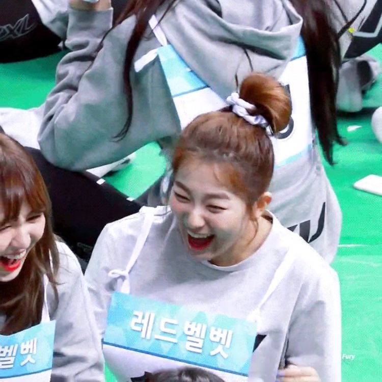 tinyseulrene's tweet image. love when seulgi laughs like this 🙁🥺