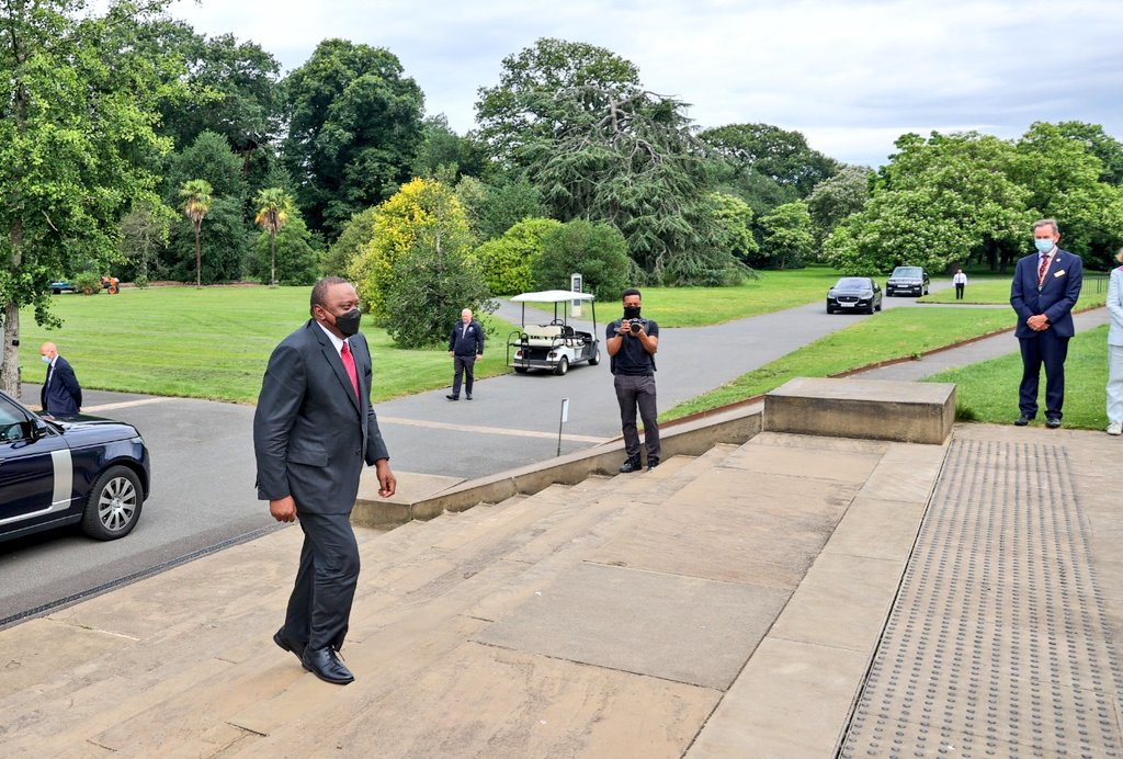 Environment_Ke's tweet photo. The documents were signed in the presence H.E President Uhuru Kenyatta and COP 26 Designate President Alok Sharma, at the Royal Botanical Kew Gardens, in London, United Kingdom #ClimateAction #COP26Action @COP26 @AlokSharma_RDG @StateHouseKenya @SpokespersonGoK https://t.co/8eCNKPOXU0