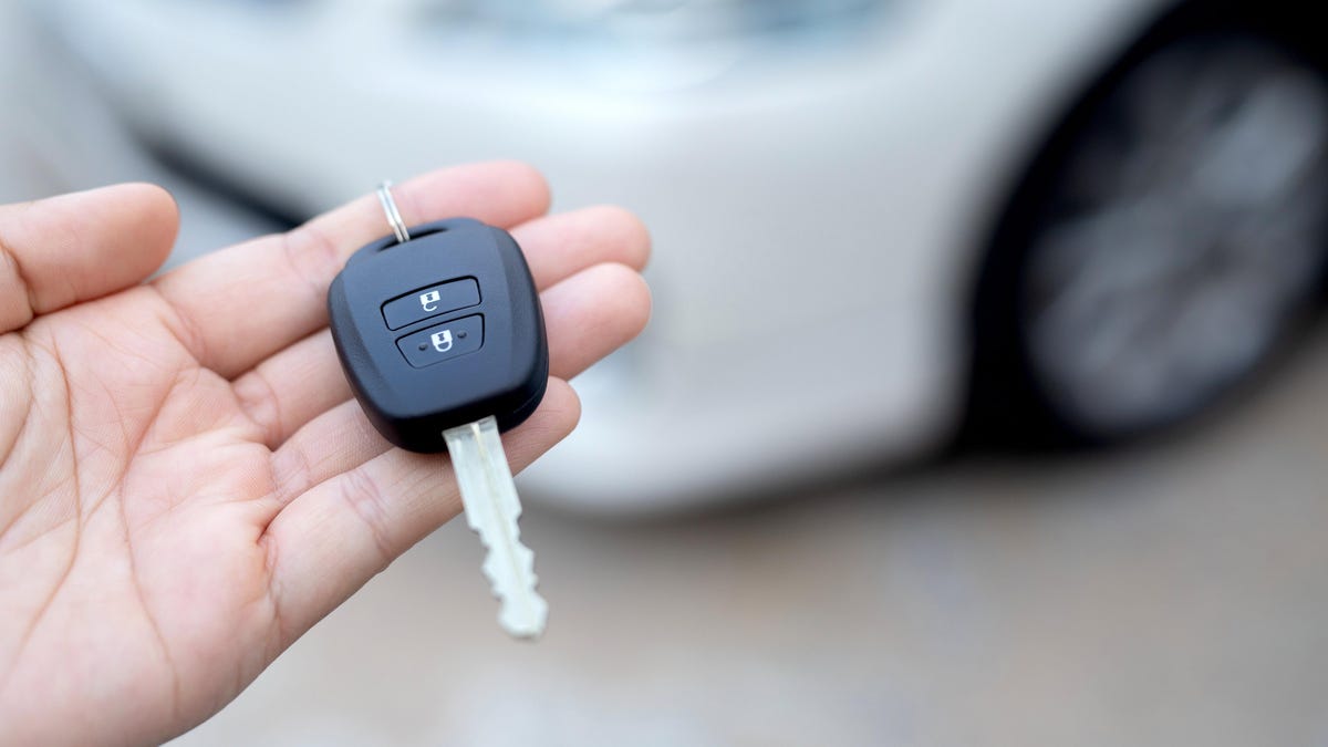 The car key could. Установка сигнализации обои. Машинка и ключ. The car key could. The car key could.