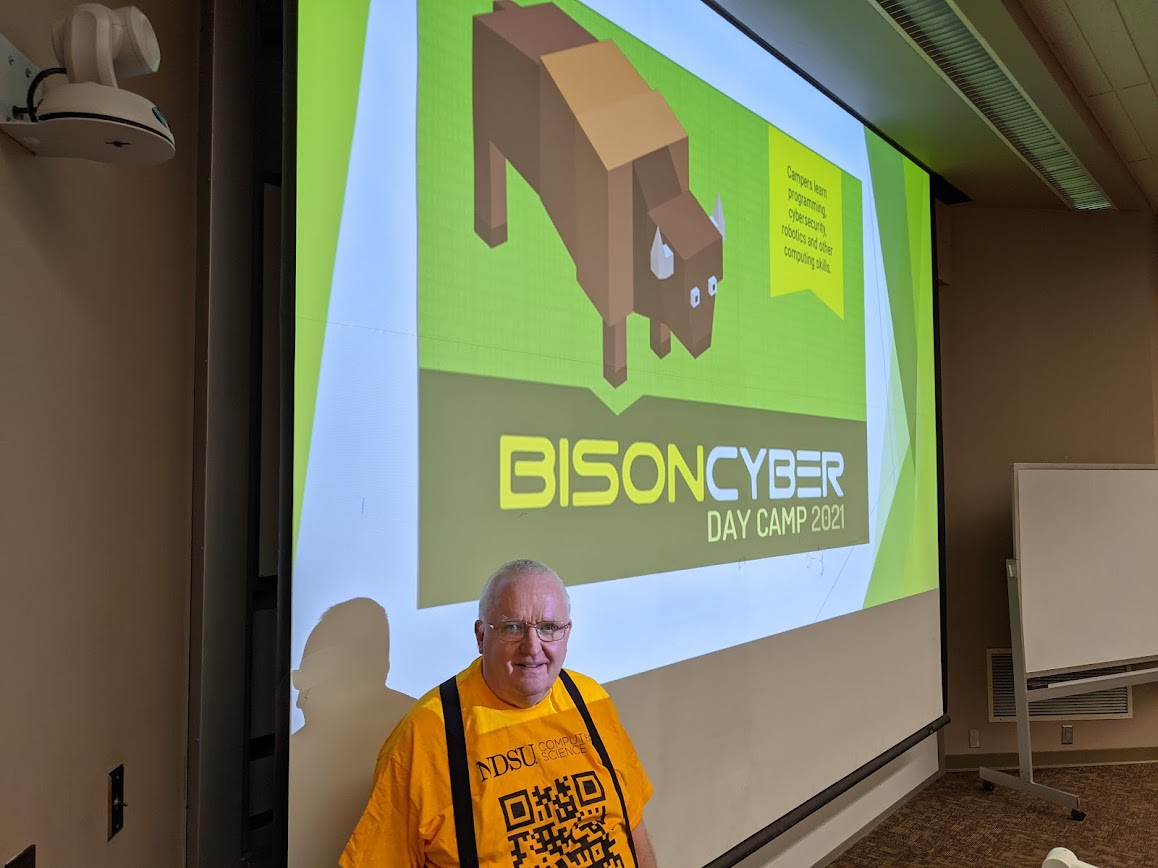 MikeKesslerPhD's tweet image. I was delighted to welcome the 50+ high school students to campus this morning for this week&apos;s BisonCyber Camp put on by our Computer Science faculty.  They&apos;ll be learning about programming, cybersecurity, and robotic. #GoBisonComputerScience