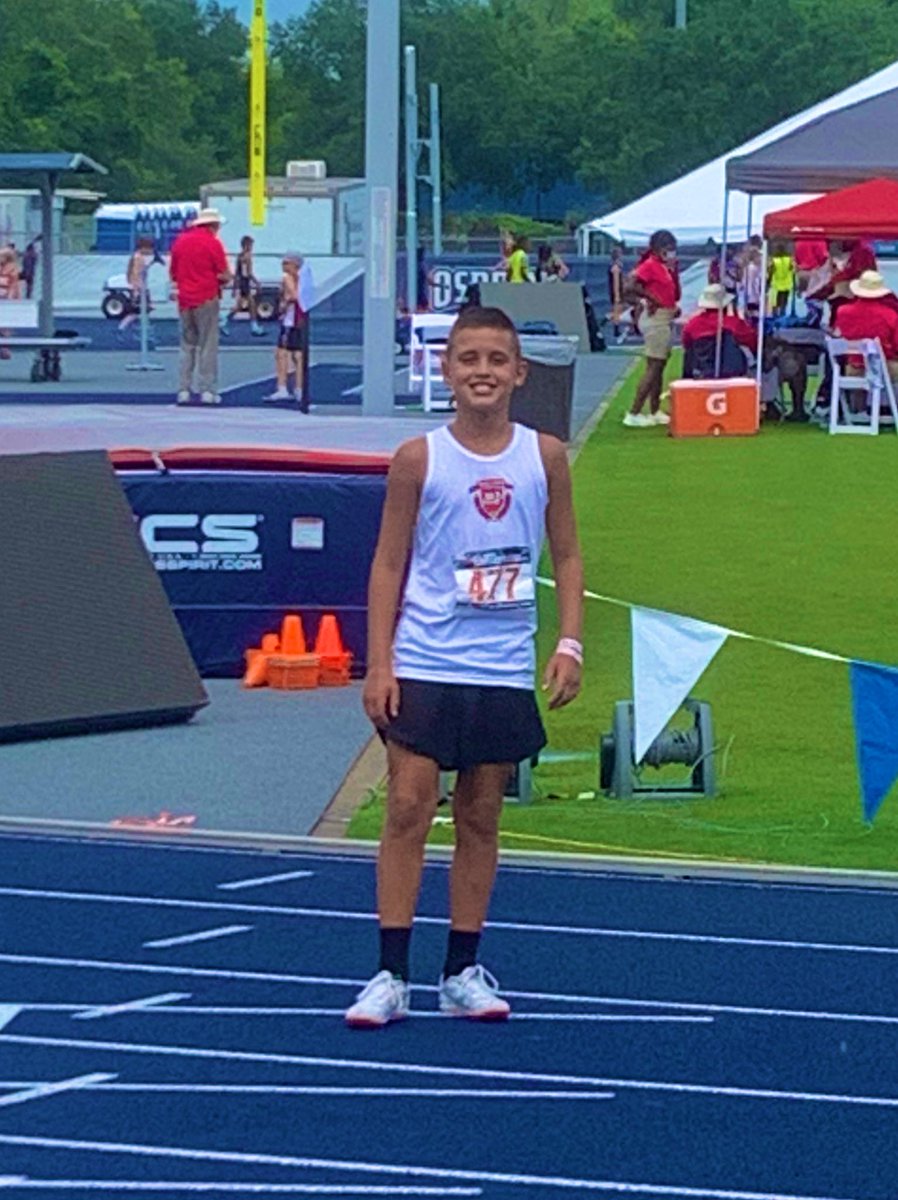 FLCuttersTrack's tweet photo. 🚨All American Alert🚨After an extensive weather delay and a missed flight, Junior places 3rd (out of 47) in the 9/10 Javelin at the USATF Junior Olympics! #prouddad #worthit #throwinfar @FLAS_TrackField @FLHSCUTTERS @northNJtrack https://t.co/VFbEL6QTw3