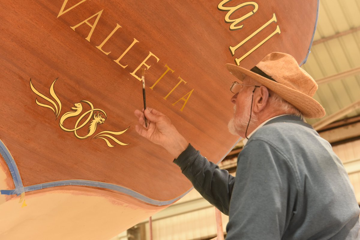 SpiritYachts's tweet image. Handcrafted sign-writing in our Suffolk yard.  Spirit yachts are designed and built to incorporate the latest in modern technology, but sometimes the old ways are still the best #spirityachts