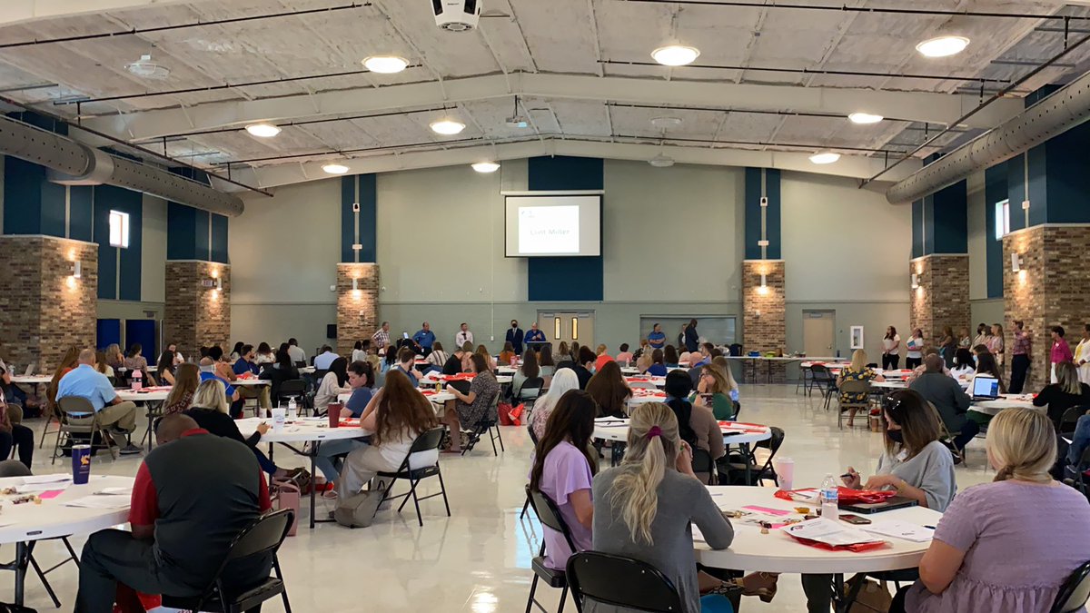 opsbtech's tweet image. TIP (Teacher Induction Program) going on in Ouachita Parish! @opsbtech @ToddGuice @DonCoker8 #backtoschool #opsbbuildingbridges #newteacherinduction