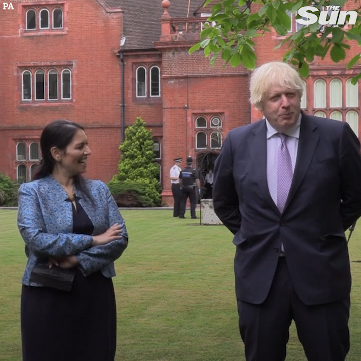 Boris Johnson worries about his dog exercising his romantic urges “on people’s legs”