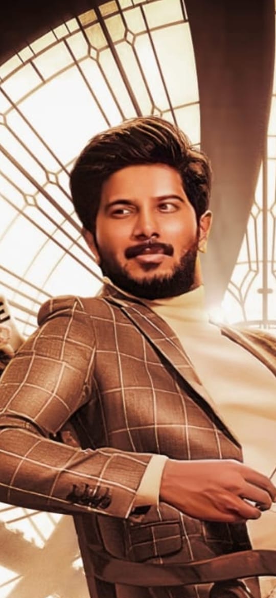 AswinDqzz's tweet photo. May u hv a million moments of joy , A million moments of love , A million moments of pure happiness And a million moments of gud health &amp; wealth. @dulQuer #HBDDearestDULQUER ♥️ https://t.co/aY0olKFmZN https://t.co/zhIj7EXXHq