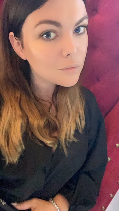 #tributesnonstop  just received these Jimmy Choo sandals paid by My weak addicted slave Jon 💁🏼&zwj;♀️✨  As<a href="/tag/tributesnonstop"class="tags">#tributesnonstop</a>