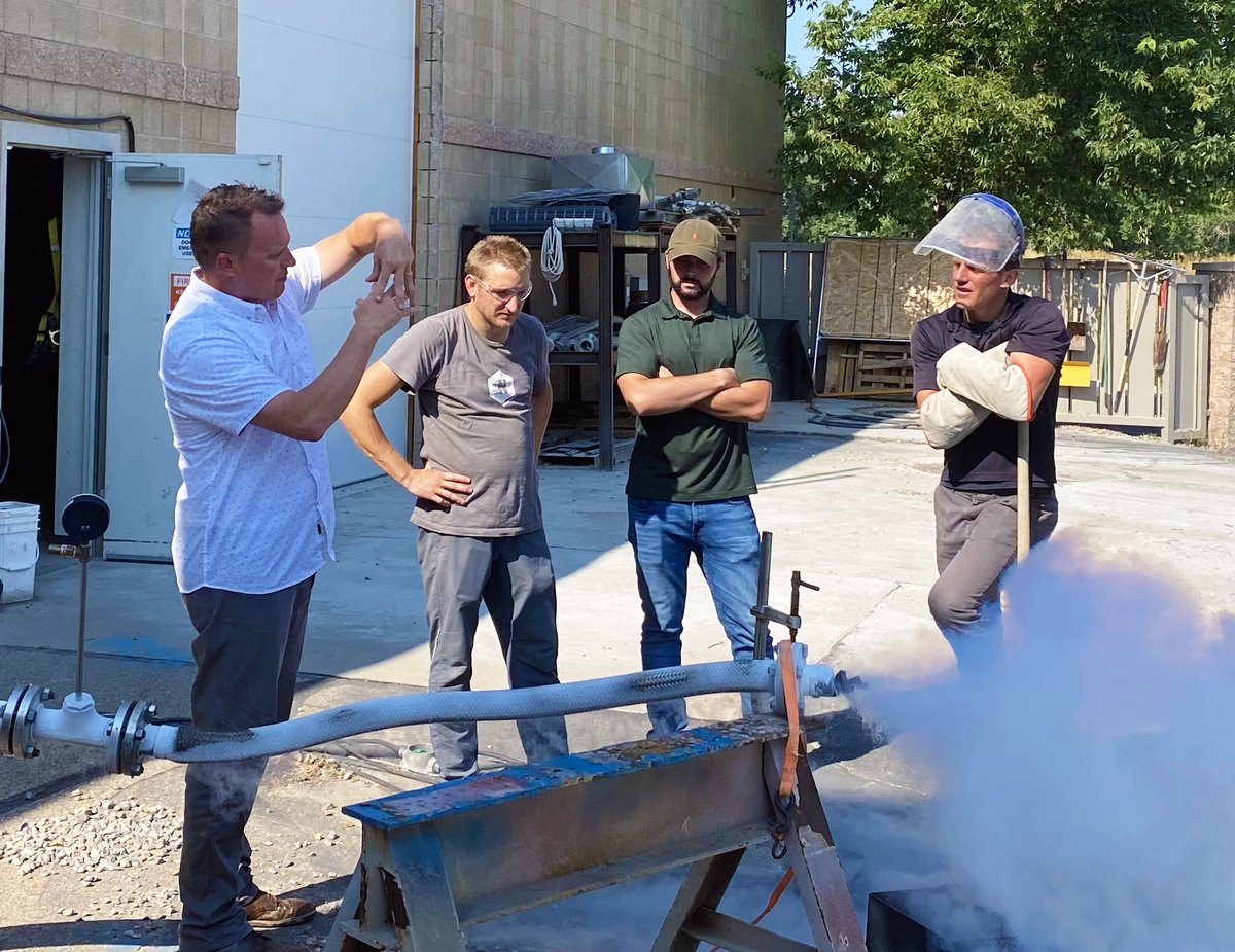 No conference rooms needed for this meeting! New dispensing system innovations in development by our founder and R&amp;D team!

#alwaysinnovating #ResearchandDevelopment #nitrocrete #concretecooling #nitroscience