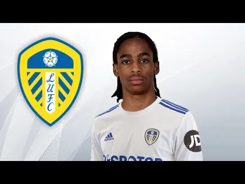 match_league's tweet photo. 19' Goal! Leeds go ahead via the penalty spot.
Goal: Crysencio Summerville
#GuiseleyFC 0-1 #LeedsUnited
#GUILEE https://t.co/NRnFHoolEE