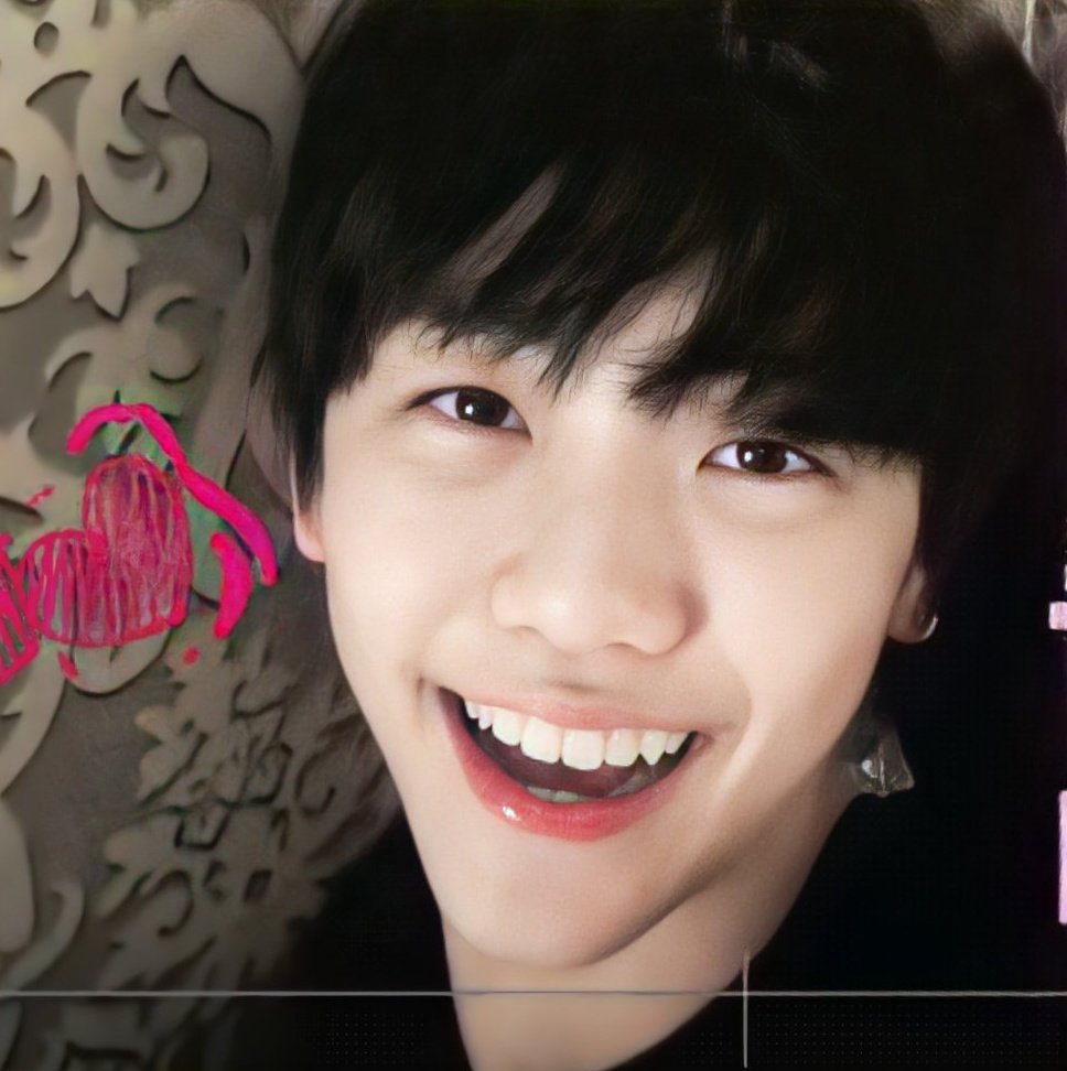 เป็นรูปที่มีเสียง "ผมน่ารักไหมครับ" ดังออกมาเลย