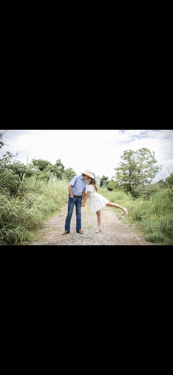 MclinMarie's tweet photo. In just 214 days I get to marry this amazing man of mine ๐ฅฐ #LeaAtLast https://t.co/dZYfhzDwgC
