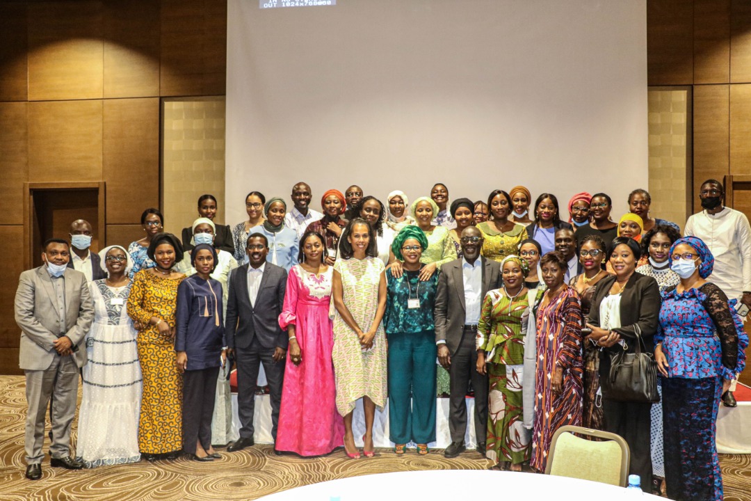 Un moment exceptionnel d'échanges très conviviaux et instructifs entre les collaborateurs d'Orange Mali et le CEO d'OMEA <a href="/AliouneNdiaye_/">Alioune Ndiaye</a>, <a href="/SekouKDrame/">Sekou Drame</a>, Élisabeth Tchoungui et  <a href="/BrelotteBa/">Brelotte Ba</a>, merci pour la visite ! <a href="/OumarKas/">Oumar Kassa TRAORÉ</a>