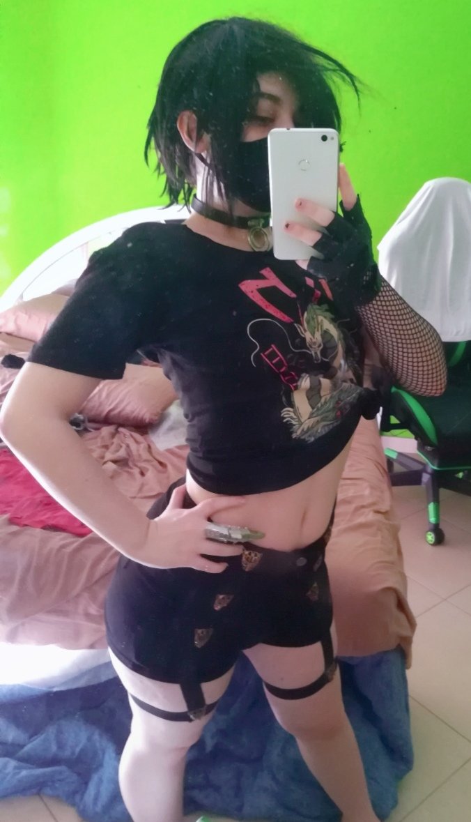 Sarinyx on X: Just a cute outfit for today 👉🏻👈🏻 I'm too mentally tired  for doing other things😔 #femboy #ThickBoy #boy #thick #tummy #black  #outfit #cute t.coRoXpQ5ziXk  X