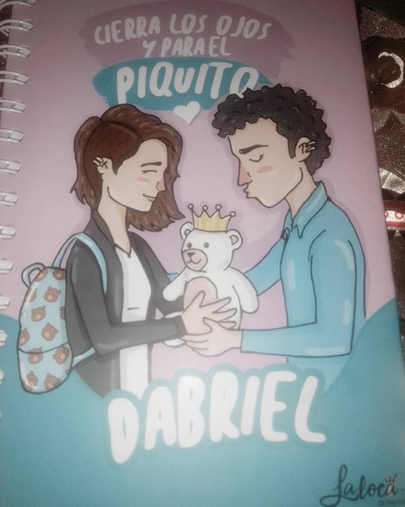 rosamarialora4's tweet photo. Mucnas gracias por tus ocequios hermosa eres la mejor actriz del mundo tqm bonita
@LauraVignatti
@MusicaVignatti
#lalocadeenfrente
#dabriel 🙏🙏🍍🍍🍍🐷🐷🐷😘😘✨✨🌺🌺🌹🌹♥️♥️ https://t.co/pvpfPRWHtk