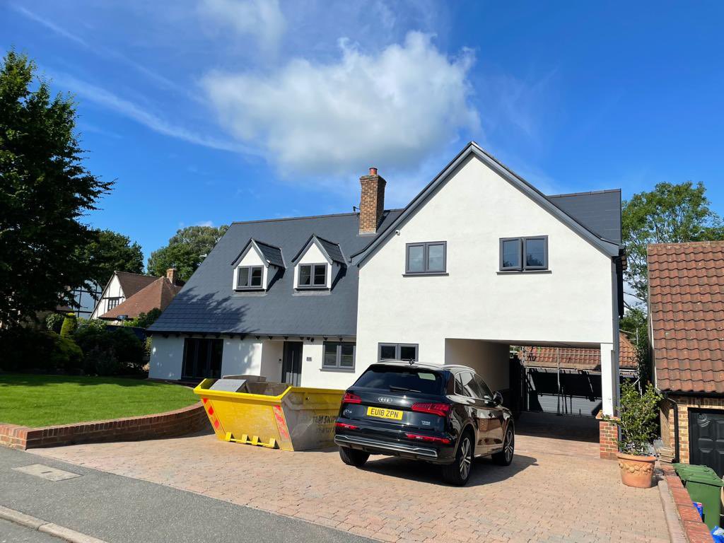 OprPlastering's tweet photo. My favourite project show far 😍 using @SPSenvirowall #siliconerender #wh77 #essex https://t.co/hIsUlnh2sd