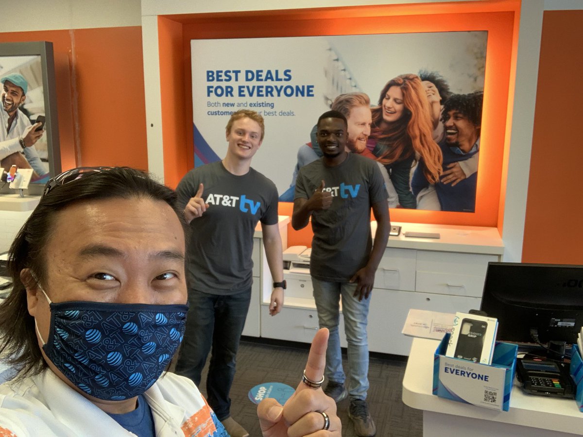 At #CellularConceptsGateway with SM Andrew and new hire 🔥Devin. One week in Devin already sold ATT TV by building a complete solution for the customer!! Looking forward this team take #1 spot. <a href="/NDixon121212/">Nicole Dixon</a> @jonathan_kirwin #OHPA #SWATsUP #WinAsOne