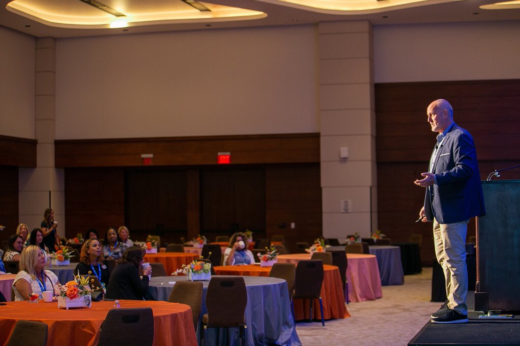 NorthstarMeets's tweet photo. We're thrilled to be at the @JWMarcoIsland for #DestinationSE! See highlights from day two, which included an educational session with @bartberkey and activities on the beach.

@ParadiseCoast, @VSPC, @MeetAsheville, @gsbureau https://t.co/lFHhK1yHgW