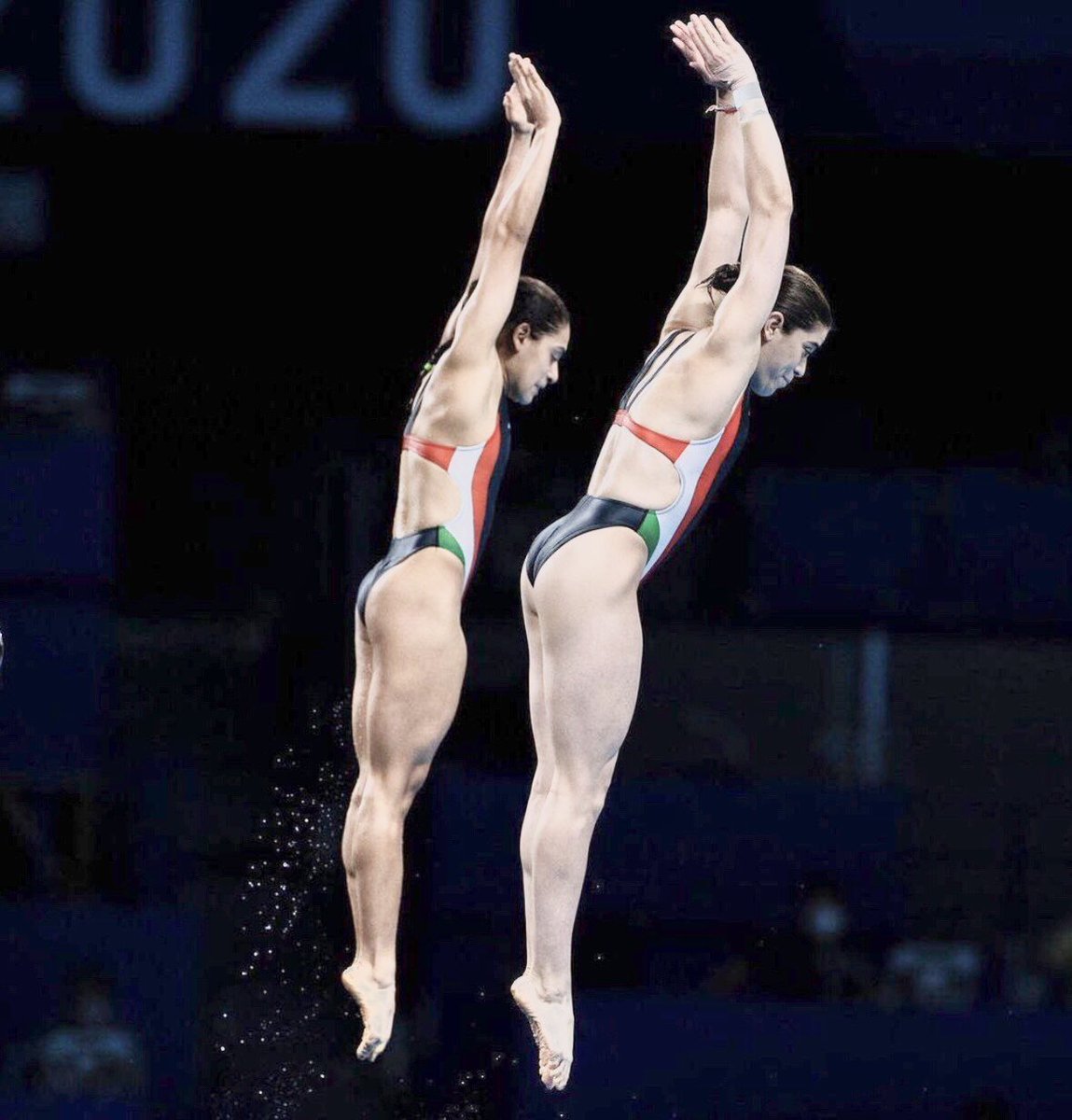 ElPanelPicante's tweet photo. Alejandra Orozco y Gabriela Agúndez, consiguen el bronce que otorga más confianza a la delegación Mexicana. https://t.co/TEVKCY6xu4
