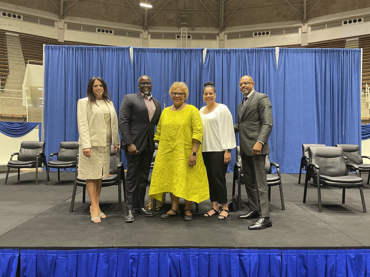 dallasathletics's tweet photo. Thank you to our incredible panelists for your insight at our Back to School Kickoff on Monday!
@dallasschools @DISDREO @disdpolice @JFKimball_HS @TGJMTrojans @WoodrowWildcats @SHSDragonsDISD @SpruceNAF @LGPathletics @NDallasBaseball @SamTasbyLions @dallassportsmed https://t.co/y8iJZZiO1u
