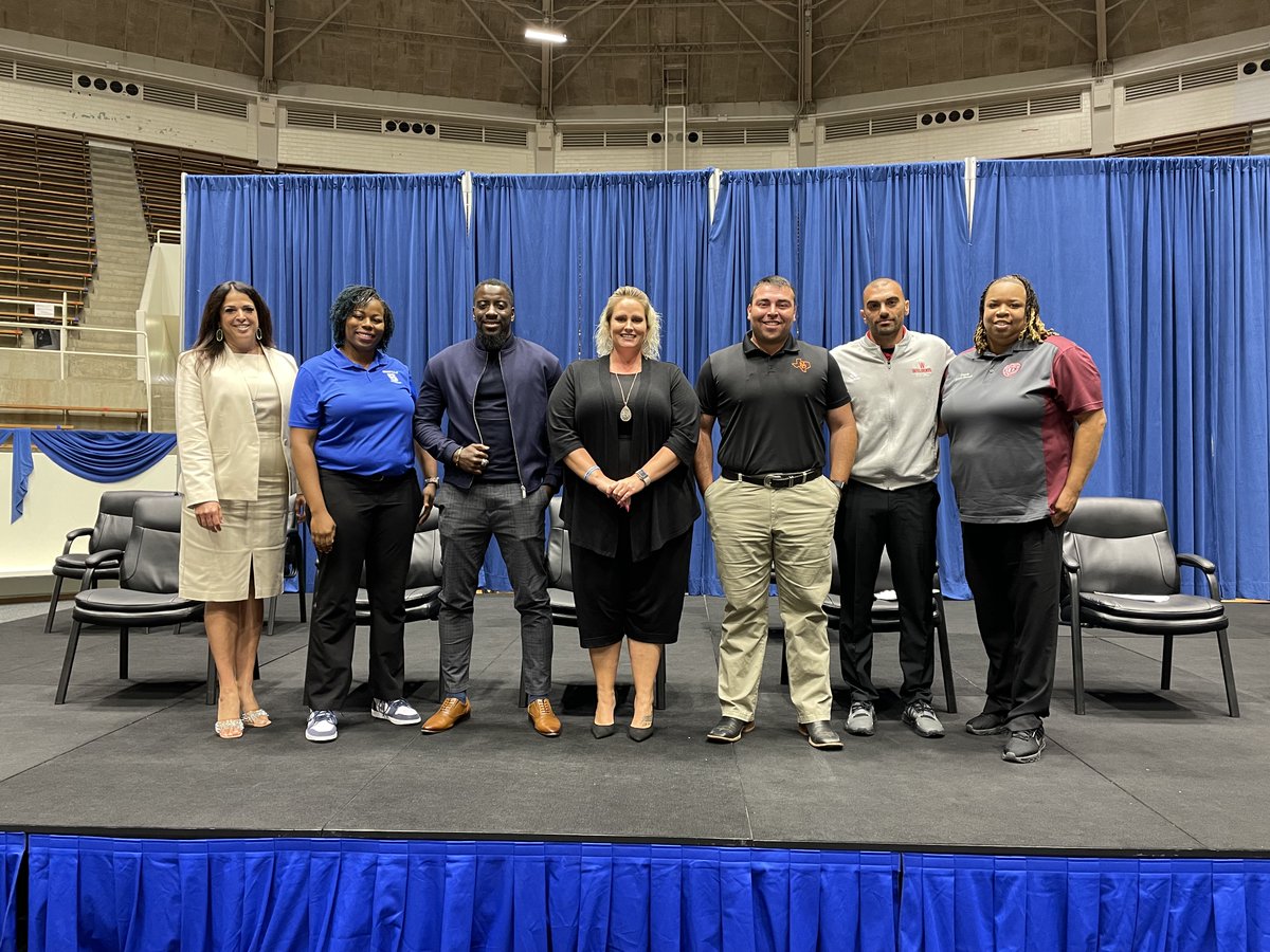 dallasathletics's tweet photo. Thank you to our incredible panelists for your insight at our Back to School Kickoff on Monday!
@dallasschools @DISDREO @disdpolice @JFKimball_HS @TGJMTrojans @WoodrowWildcats @SHSDragonsDISD @SpruceNAF @LGPathletics @NDallasBaseball @SamTasbyLions @dallassportsmed https://t.co/y8iJZZiO1u