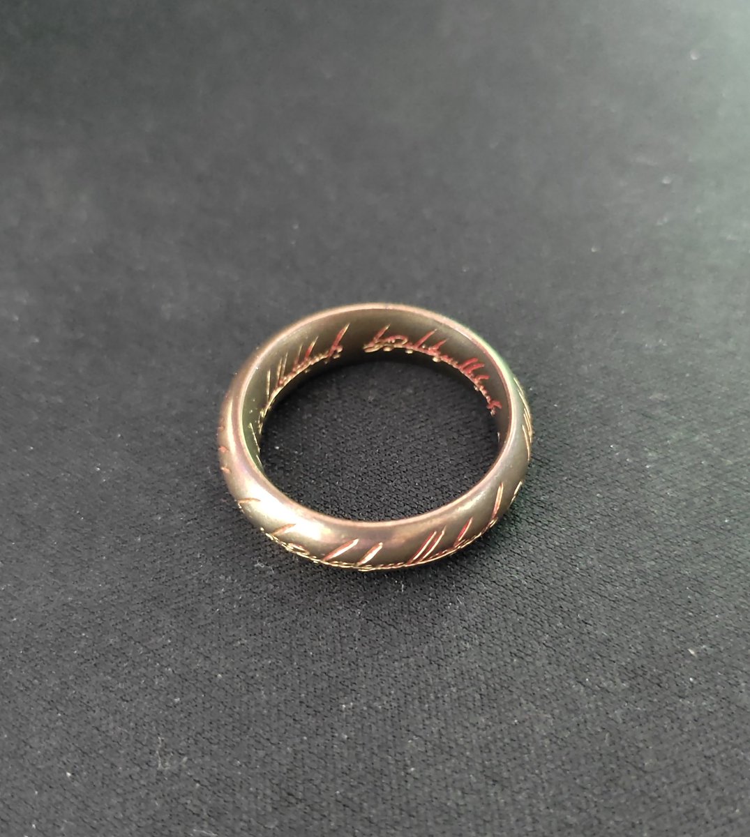 kaminohage's tweet photo. Des fans du Seigneur des Anneaux ici 😁 ? Qui est votre personnage préféré ? #leseigneurdesanneaux #leseigneurdesanneauxfilms #lehobbit #lehobbitfilms #lsda #lotr #LordOfTheRings #Tolkien https://t.co/9kFpr3s8lm
