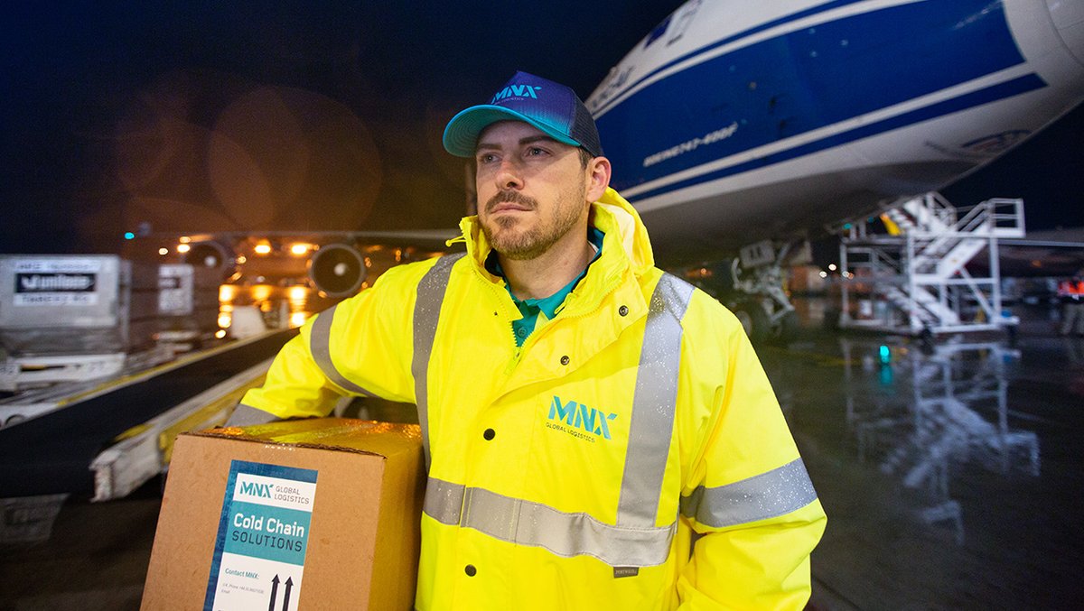 MNXLogistics's tweet photo. Do you have what it takes to make the impossible, POSSIBLE!    Your passion for making a difference throughout the WORLD by Conquering Chaos in Logistics is what we need on the MNX team!
#Courier #Driver #Logistics #Global #MNXTeam #Jobs
https://t.co/3BJ9vNl79t https://t.co/rYZulZsO6p