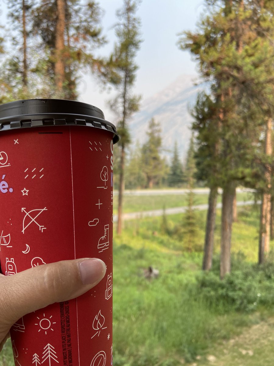 JetsGirl76's tweet photo. Doesn’t get any better than this! Coffee and mountains! #idontwanttogohome #ponderingmylifedecisions #loveithere https://t.co/O3aOdCtpb6