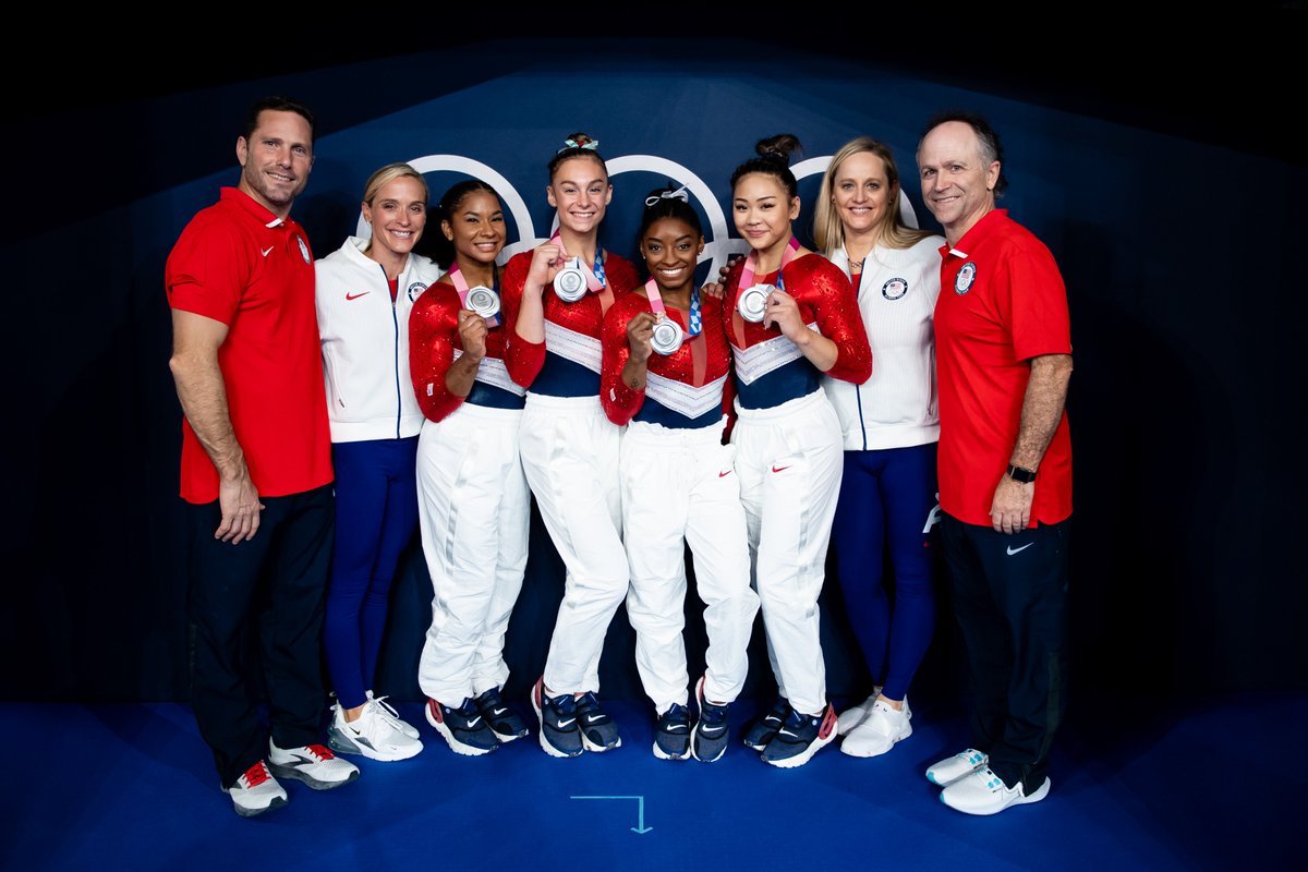USAGym's tweet photo. Remarkable in so many ways 🤩

Congrats again to the Women’s Artistic team on their 
🥈-winning performance! We are still in awe of your teamwork, focus and support for one another! Witness the competition again on NBC primetime starting at 8 ET tonight! #Tokyo2020 https://t.co/7EDOPKiVQ0