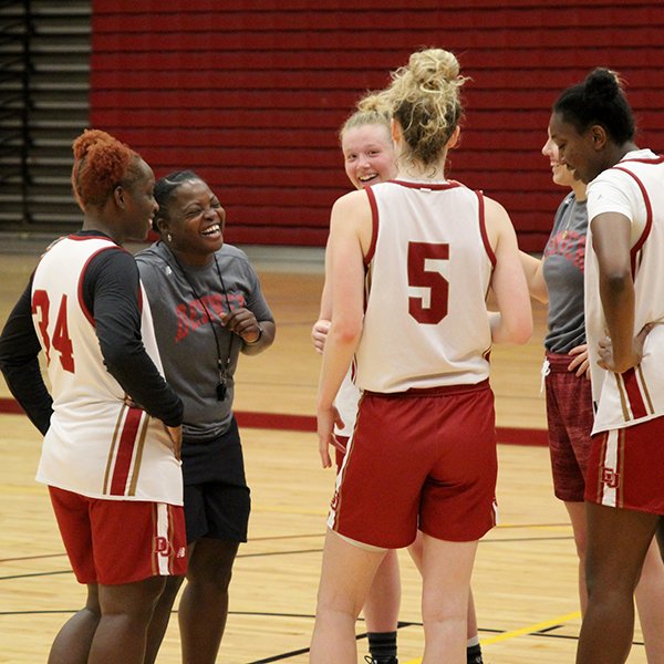 DU_WHoops's tweet photo. We're all SMILES to start the week 

#yourCRAFT #PioneerTogether https://t.co/3HLiGTpBhs