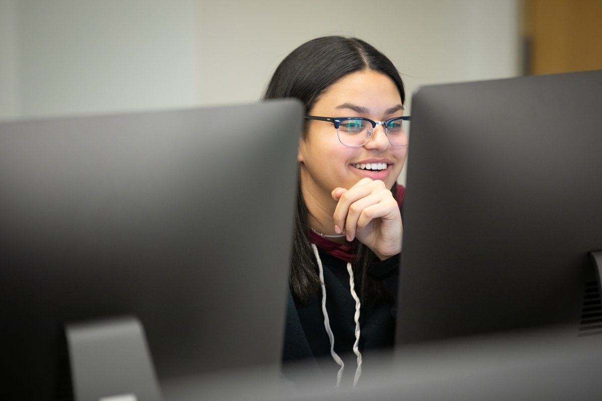 GBPolytech's tweet photo. Want to study at George Brown College this September📚? It’s not too late to apply for Fall 2021🍂.
Visit ➡️ https://t.co/aDoCJnz3nw for next steps! #MyGBC #LearnAtGBC https://t.co/xsLHbyM9Kj