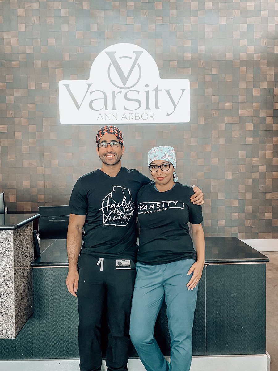 We did a t-shirt giveaway today! 💁‍♀️ Be on the lookout downtown for our CA’s 👀 and grab some FREE Varsity swag!🤩
#annarbor #giveaway #umich #annarborhousing