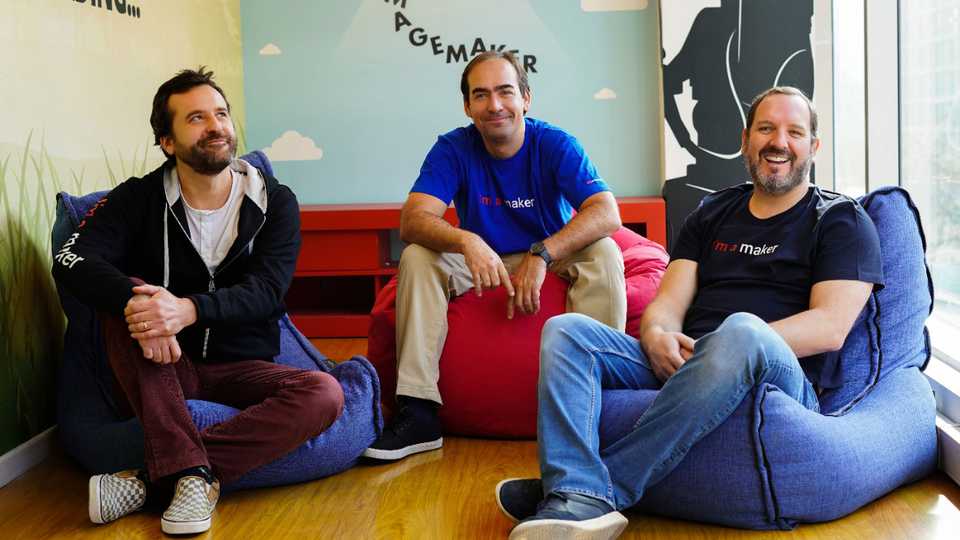 Imagemaker_tech's tweet image. ¡Estamos muy orgullosos y felices de compartirles la primer nota de @Imagemaker_tech en @RevistaSemana! Nuestro equipo de talentosos makers ha sido el motor del crecimiento de las operaciones en Colombia.
Lee el artículo completo aquí: bit.ly/3y3zb2N