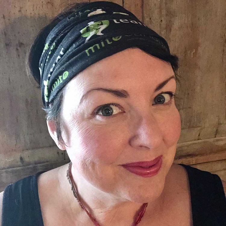 MitoSupplement's tweet photo. 🤗#FEATURETUESDAY🤗 We have been receiving so many incredible photos of you rocking your #TeamMito neck gaiters! Keep em’ coming 💚 These pictures come all the way from Spain, Portugal, and the USA! https://t.co/VpNyMy1fLy