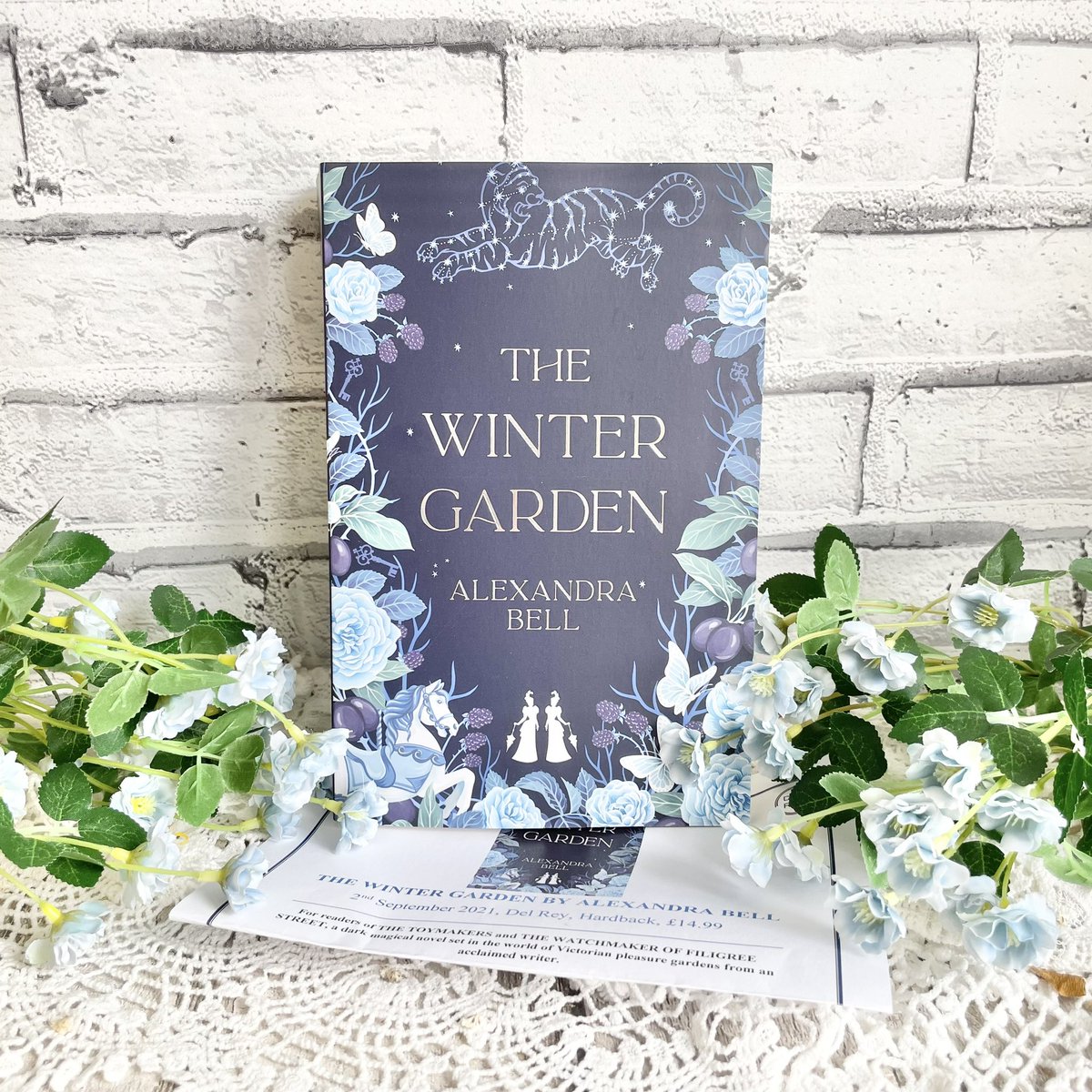 TwistedinPages's tweet photo. Eeeek! #bookmail Thank you so much @alicefspencer @DelReyUK for sending me this wonderful proof.
#TheWinterGarden by #AlexandraBell sounds amazing and is out on 2nd Sept 😍
#giftedproof #reviewcopy #bookblogger https://t.co/zCl7TQL0P6