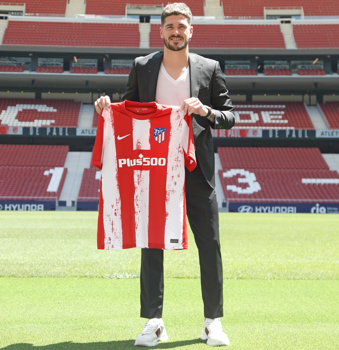 ReNgo_Sport's tweet image. رودريجو دي باول بقميص ناديه الجديد اتليتكومدريد 🔥📸