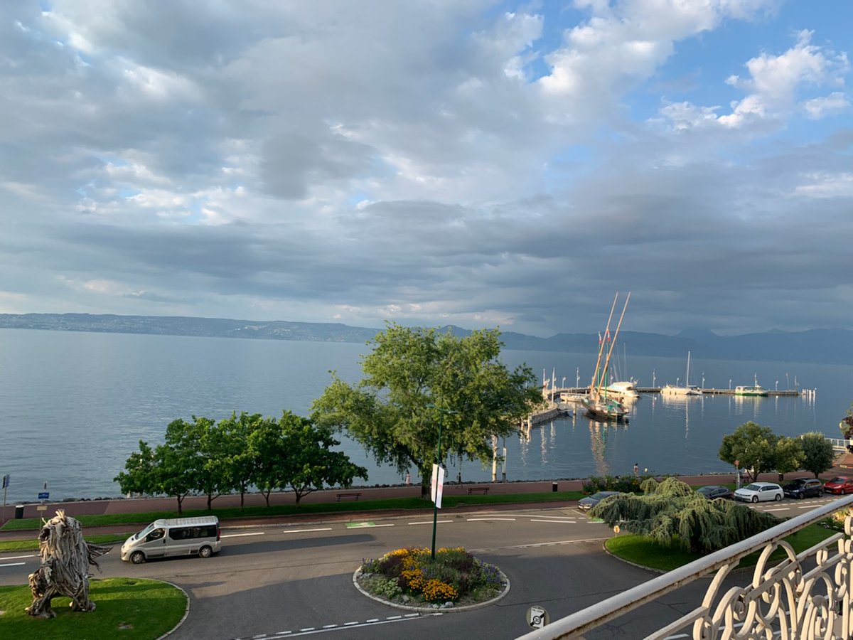 Spotting the conference venue. This is the actual view from the Palais Lumière in #Evian 😍 #AMPK #AMPK2021 <a href="/RemiRmounier/">Rémi Mounier</a> <a href="/Kei__Sakamoto/">Kei Sakamoto</a> @JCourchet @AgenceAtoutCom