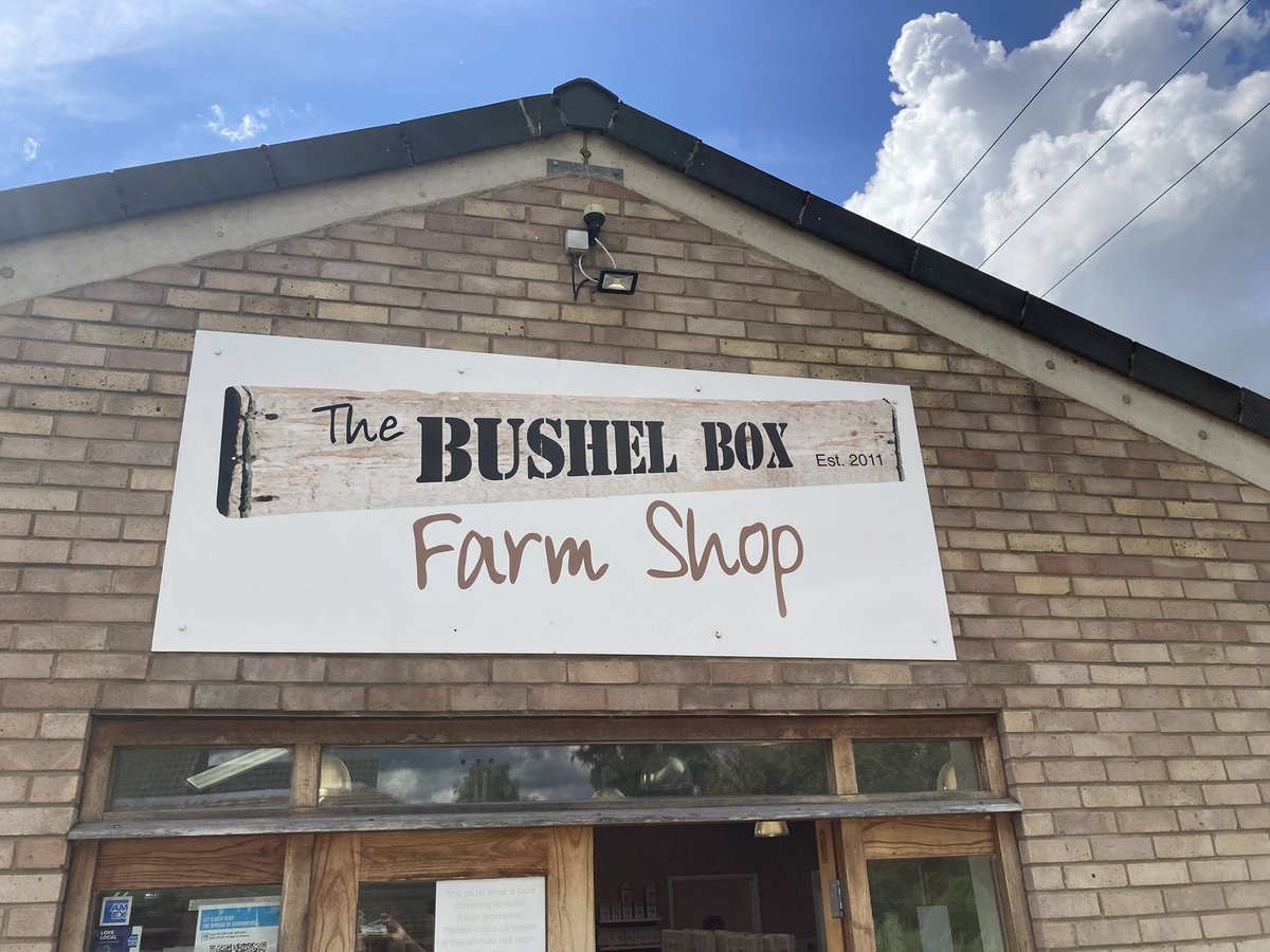 Bushelbox's tweet image. **We have English #cherries🍒😍 **. They&apos;ve taken a bit longer this year after #weirdweather Winter &amp;amp; Spring, but worth the wait #shoplocal #farmshop #seasonalproduce #willingham