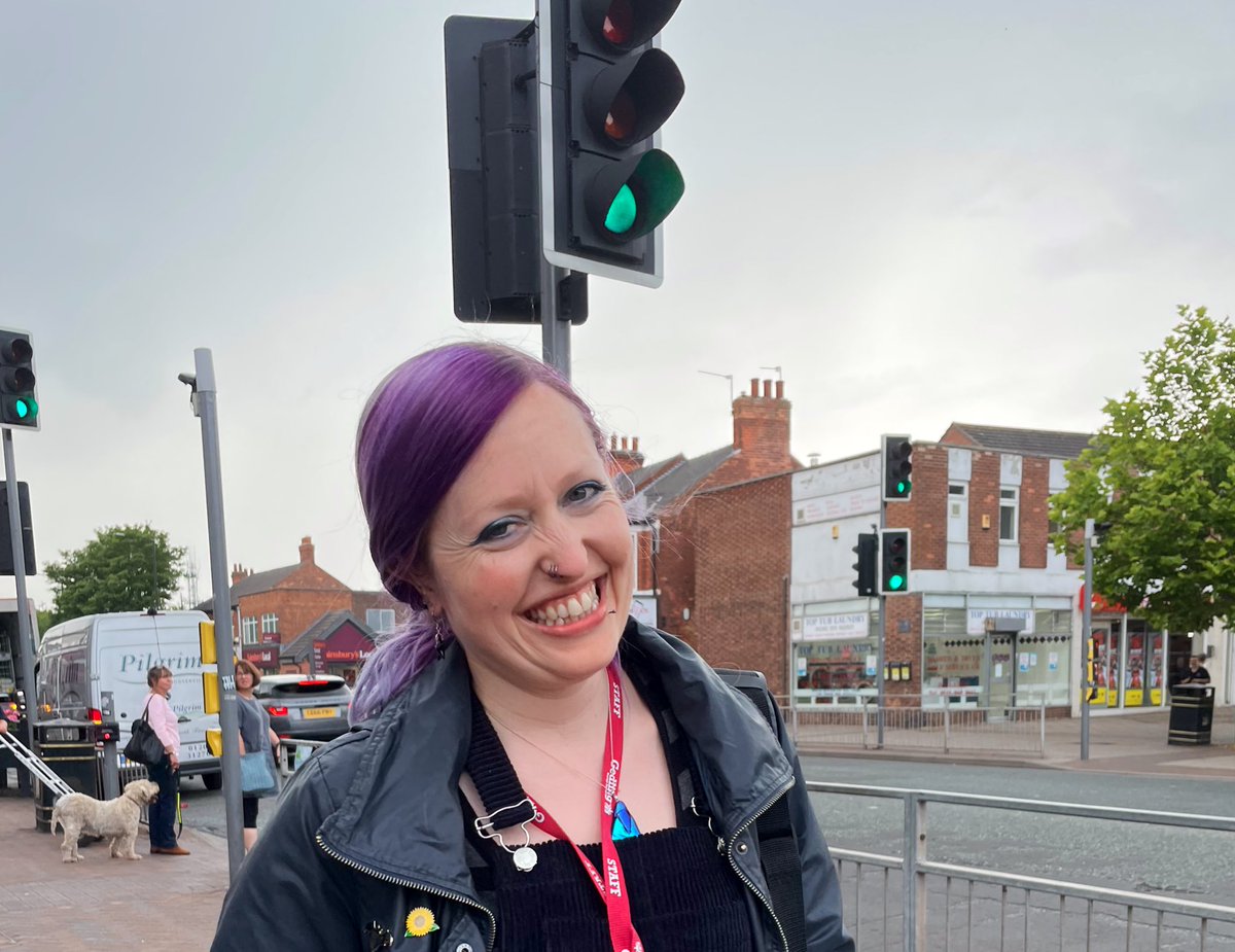 HevBingley's tweet photo. Big congratulations to @HanaGlover8 for featuring in the @EntrepreneursGB Independent Retailer of the Month and being shortlisted for the Midlands Pivot Entrepreneur of the Year Award. @beadshop_nottm is definitely worth a visit! https://t.co/awXMvjIZe6