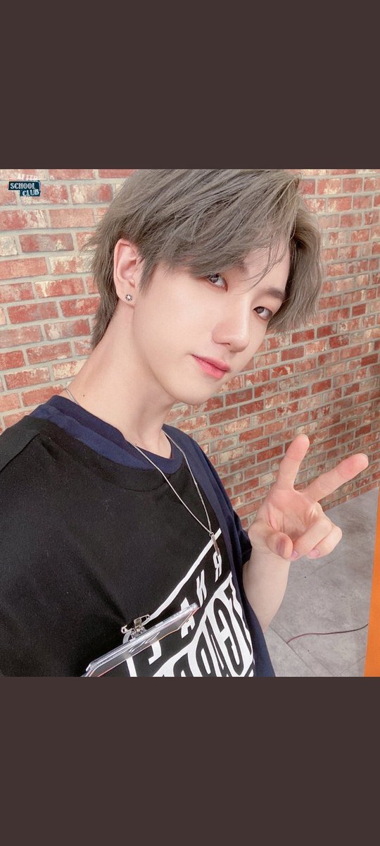 JeonDoyum02_'s tweet photo. 💌-->Hola!¡ Doyum Te Ama Mucho!¡!❤️
El está muy orgulloso de ti , y agradece que estés a su lado apoyándolo , Recuerda mantenerte saludable , toma agua y come bien •⌣• ♡
#전도염 #도염 #DOYUM #원더나인 #JeonDoyum @JUSTB_twt @JUSTB_Official (activa las notificaciones) https://t.co/rrLkIESsM0
