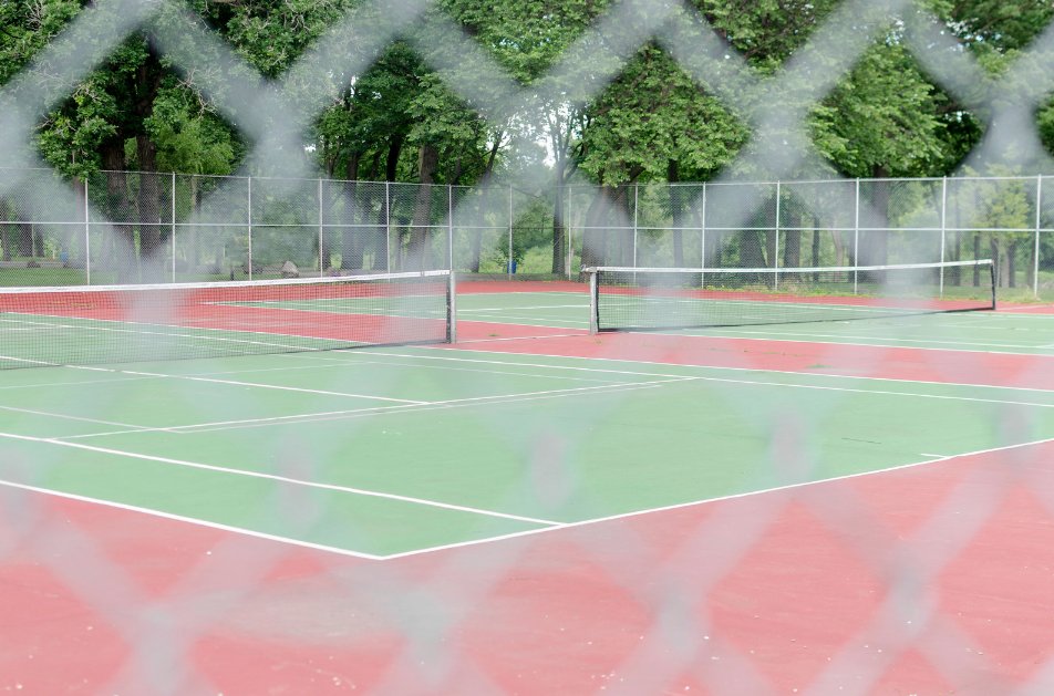 Summer is coming to an end. Is your fence in good shape for the 2021-2022 school year? Make sure your student athletes are taken care of with new chain-link fences from Summit Fence North.
 bit.ly/35fyPrp