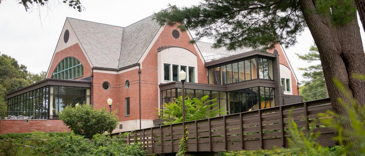 The <a href="/MountIdaCampus/">Mount Ida Campus of UMass Amherst</a> is opening its Innovation and Collaboration Space, which features co-working office and lab space and an additional makerspace planned in the near future. businesswest.com/blog/innovatio…